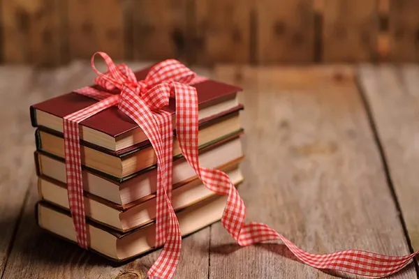 اهدای بیش از 6 هزار جلد کتاب به کتابخانه‌های عمومی لرستان