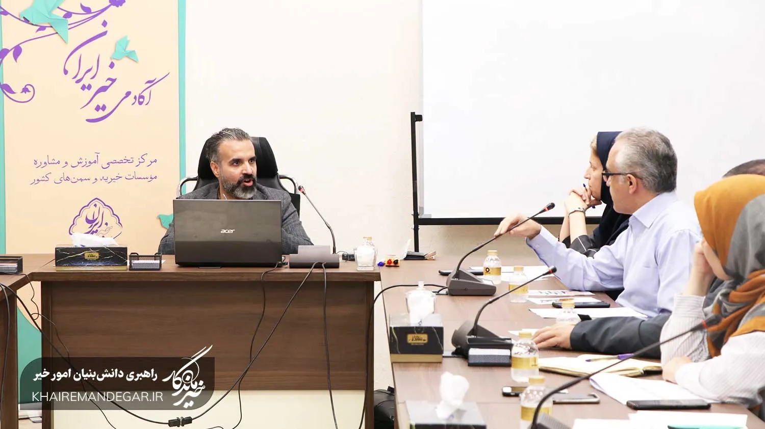 فقدان قانون مشخص؛ مشکل مهم مؤسسات خیریه در ارتباط با سایر کشورها