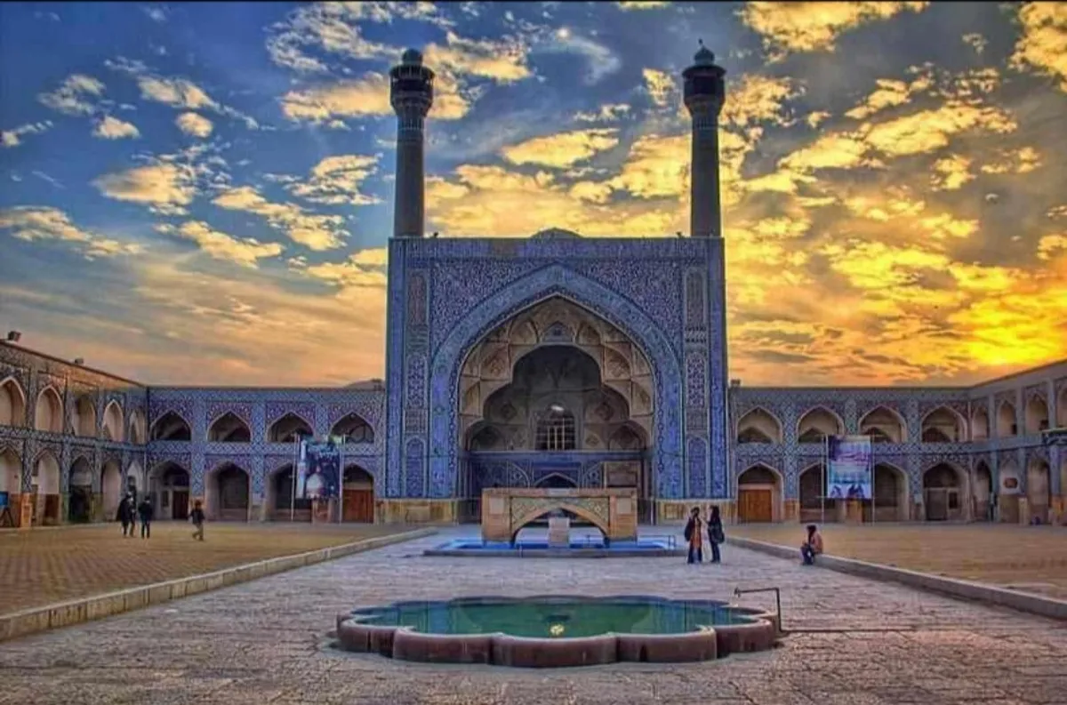النگوی طلا برای مرمت میراث فرهنگی اصفهان