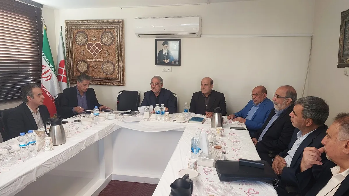 سه مجموعۀ علمی و پزشکی به عضویت مجمع خیرین کشور درآمدند / کمیته‌های پیگیری برای طرح‌های بزرگ تشکیل شد