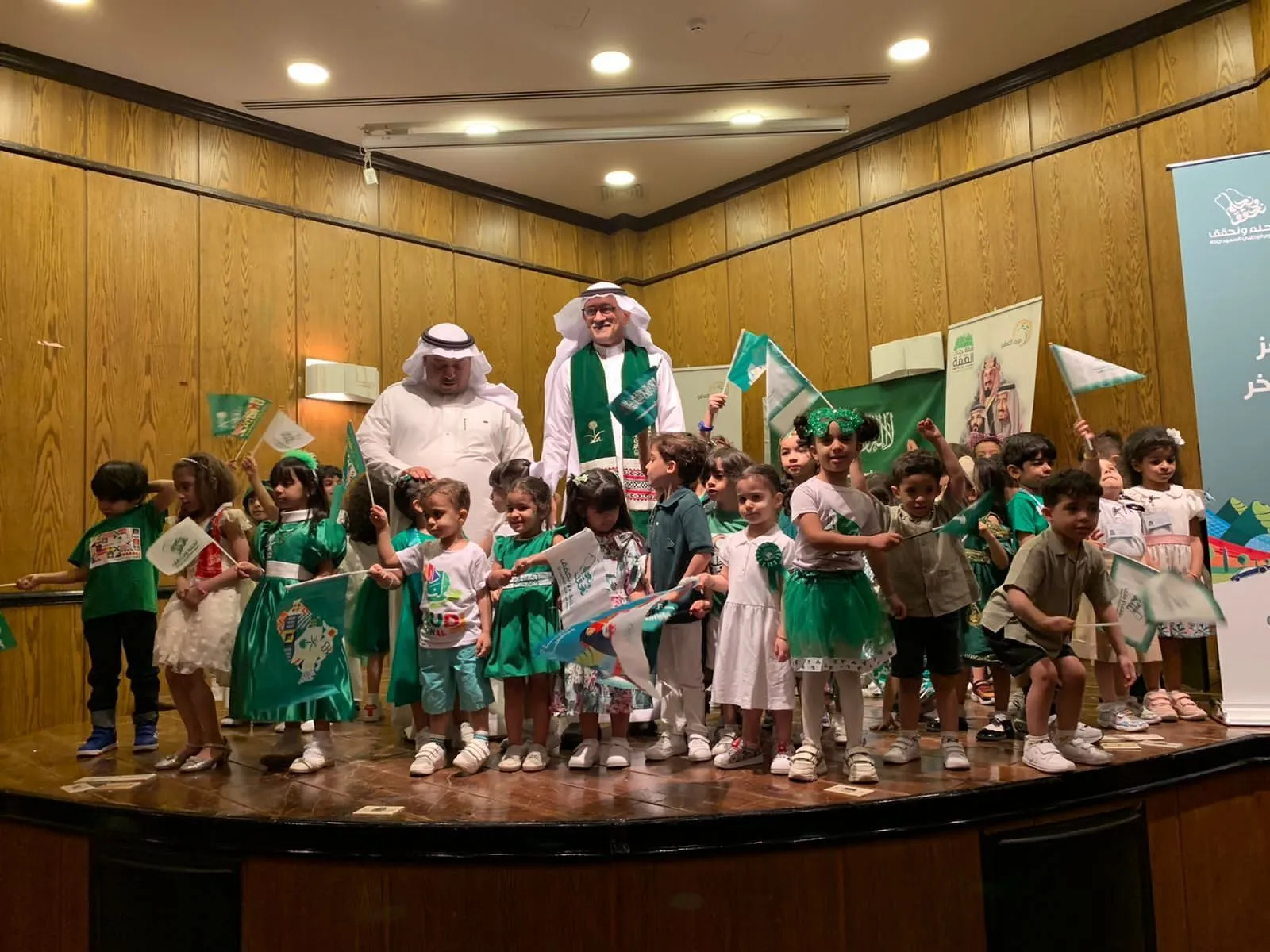 دستاورد شگرف یک خیریه در منطقه شیعه‌نشین عربستان: جمع‌آوری شش میلیون دلار (معادل 240 میلیاردتومان) در سه‌ماه