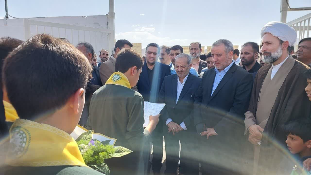 دبیرستان شبانهروزی زندهیاد دکتر عبدالمهدی انصاری در خراسان جنوبی افتتاح شد دبیرستان شبانهروزی زندهیاد دکتر عبدالمهدی انصاری در خراسان جنوبی افتتاح شد