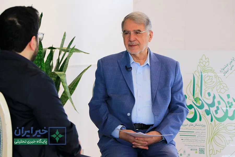 پول پخش کردن کار مهمی نیست، مهم اثرگذاری در زمینۀ توانمندسازی و اشتغال است