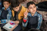 تداوم آموزش با فداکاری و همدلی