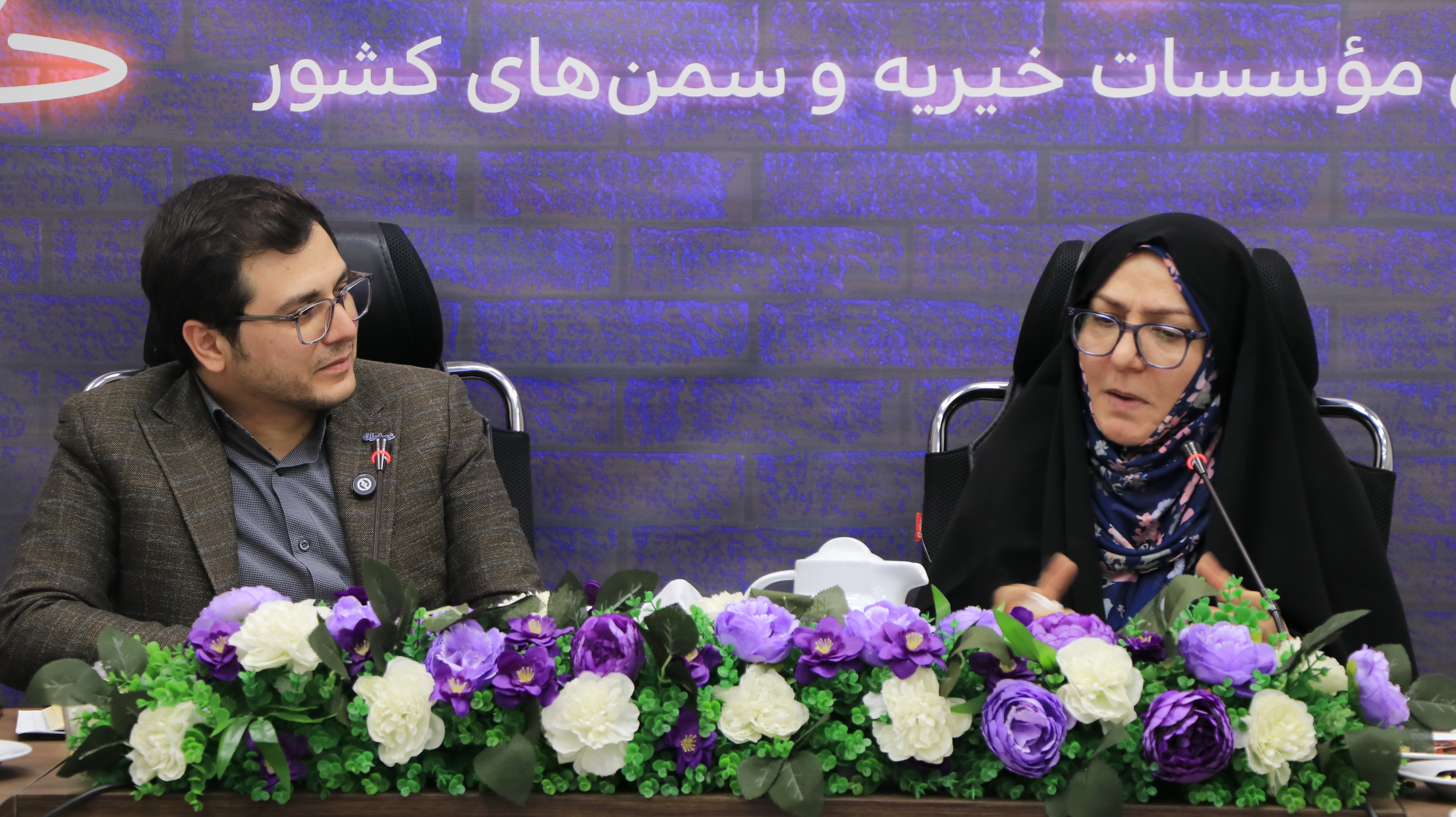 فقر نباید دختران مستعد را از تحصیل بازدارد فقر نباید دختران مستعد را از تحصیل بازدارد
