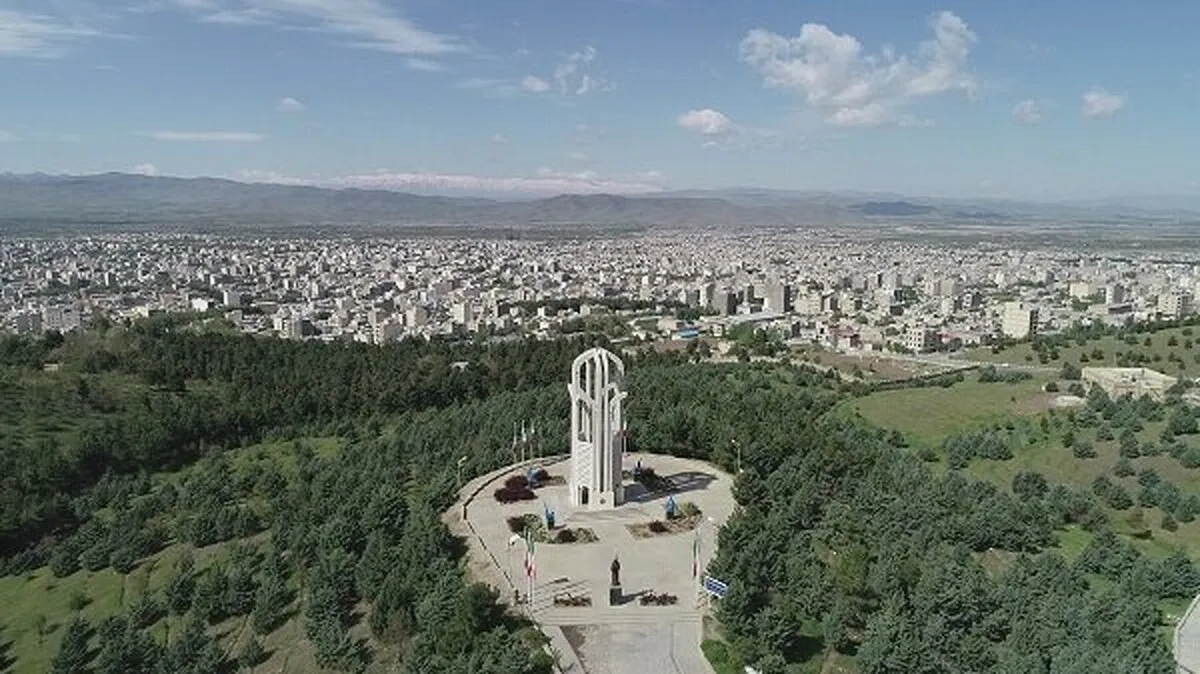 ما در حال «کارگرپروری» هستیم نه کارآفرینی / حمایت بدون ایجاد توانمندی، تنها وابستگی تولید می‌کند