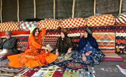توسعهٔ عشایر بر شانهٔ فرهنگ بومی