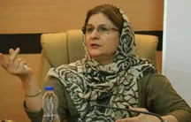 رویای کودکی‌اش، سفر با ماشینی پر از کتاب بود