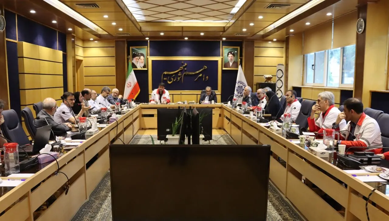 نشست هلال احمر و دانشگاه شریف