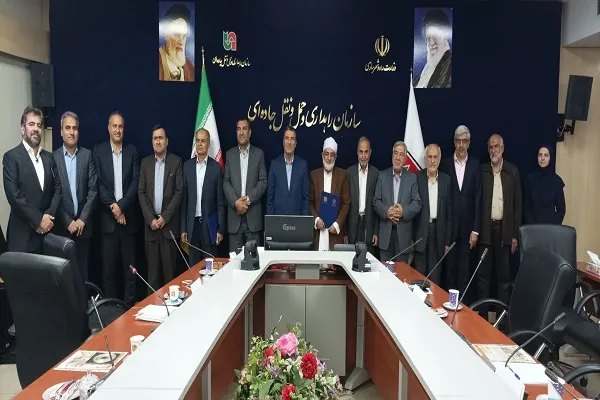 ارتباط ترانزیتی بنادر خلیج فارس با مرکز کشور توسط خیرین راهساز تسهیل می‌شود