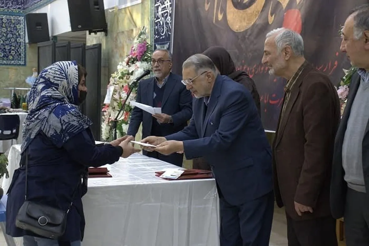 بانوان سرپرست خانوار کارآفرین در تهران، با همت مؤسسۀ خیریۀ نورالزهرا تجلیل شدند