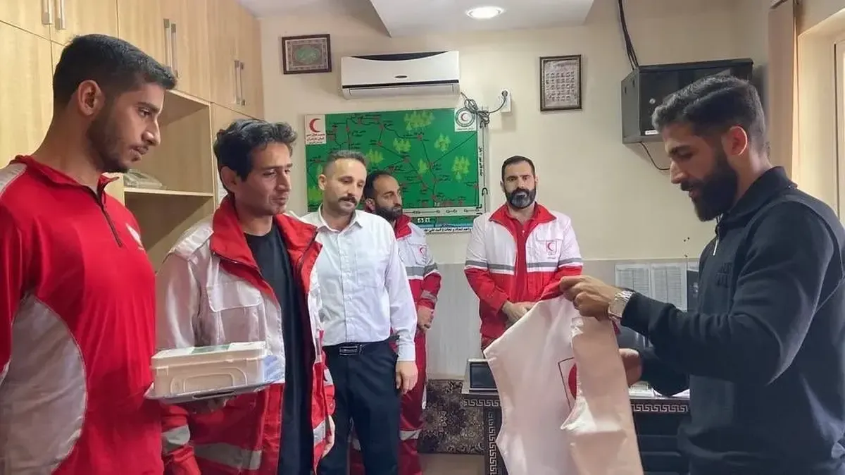 فرشاد فرجی برای کمک به آسیب‌دیدگان به هلال احمر پیوست