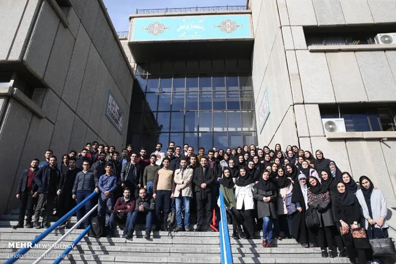 خیّر شیرازی یک میلیاردتومان به صندوق حمایت از دانشجویان علوم‌پزشکی اهدا کرد